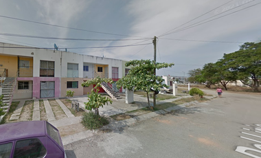 CASA DUPLEX DE RECUPERACIÓN BANCARIA EN CALLE DEL LIRIO, COL. JARDINES DEL SOL, BAHIA DE BANDERAS, NAYARIT. ¡NO SE ACEPTAN CRÉDITOS!