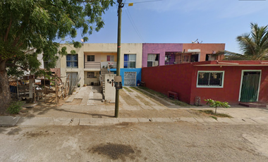 CASA DE RECUPERACIÓN BANCARIA EN CALLE PRIMULAS, COLONIA JARDINES DEL SOL, BAHÍA DE BANDERAS, NAYARÍT. ¡NO CREDITOS!