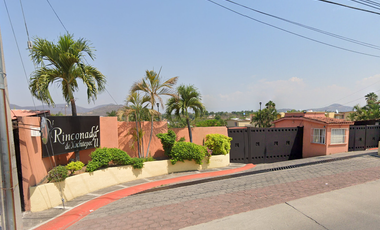 Gran Oportunidad, Hermosa Casa en Villas de Xochitepec, Morelos.