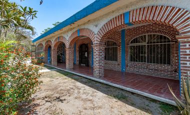 Rancho en Venta, Empedrado Xochicalco. Xochicalco, Morelos