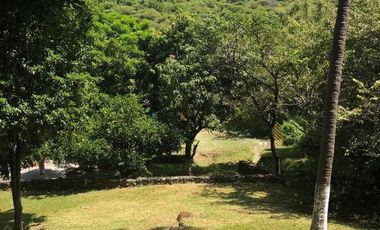 Rancho en Venta, Empedrado Xochicalco. Xochicalco, Morelos