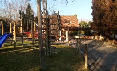 Huinganal/ El Yungue, casa estilo Chilena, 5 dormitorios