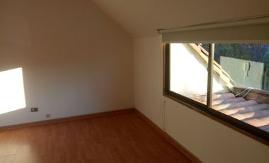 Huinganal/ El Yungue, casa estilo Chilena, 5 dormitorios