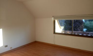 Huinganal/ El Yungue, casa estilo Chilena, 5 dormitorios