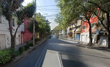 CASA CON EXCELENTE PRECIO Y UBICACIÓN EN ROMA NORTE, CIUDAD DE MEXICO