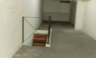 ALQUILER DE LOCAL CON ENTREPISO ,OPORTUNIDAD POR PRECIO Y UBICACION