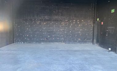 Local Comercial en Renta en Corporativo Titanium, El Campanario, Querétaro