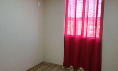 Comodo deparamento amoblado en arriendo
