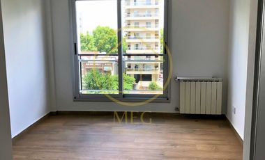 VENTA Depto 2 ambientes con cochera Quilmes Centro