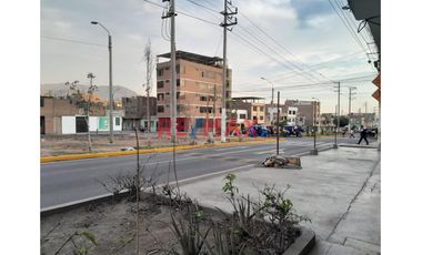 Venta Casa En Avenida - S.J.L