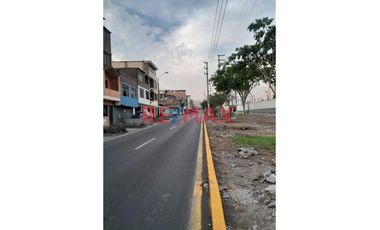 Venta Casa En Avenida - S.J.L