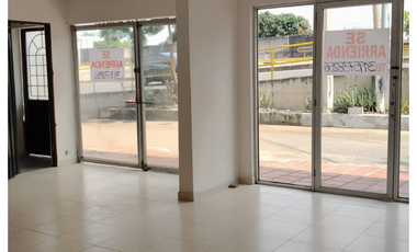 CASA CON LOCAL COMERCIAL EN ARRIENDO, UBICADA EN LOS PATIOS, URBANIZACIÓN SANTA CLARA