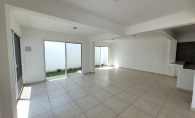 CASA CON ALBERCA EN MORELOS