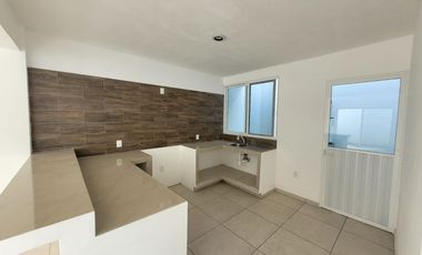 CASA CON ALBERCA EN MORELOS