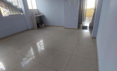 Venta de Casa Como Terreno en La Victoria