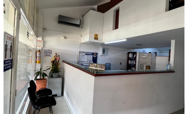 OFICINA EN VENTA, UBICADA EN EL CENTRO COMERCIAL BOLIVAR