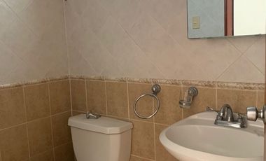 RENTA CASA AMPLIOS ESPACIOS FRACCIONAMIENTO COSTA DE ORO