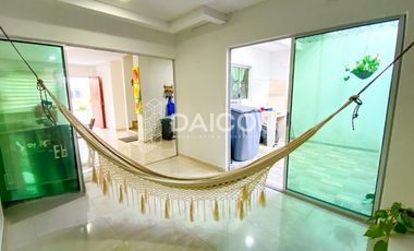 Casa Esquinera en Venta – 2 Plantas, 3 Habitaciones, Conjunto Cerrado en Montería