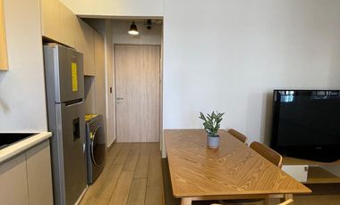EXCELENTE DEPARTAMENTO TIPO LOFT AMUEBLADO, EN BARRIO W  CON VISTA AL CERRO DE LA SILLA A UNA CUADRA DE MACROPLAZA.