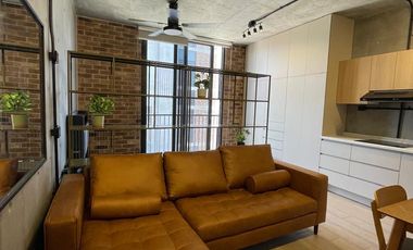 EXCELENTE DEPARTAMENTO TIPO LOFT AMUEBLADO, EN BARRIO W  CON VISTA AL CERRO DE LA SILLA A UNA CUADRA DE MACROPLAZA.