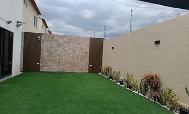 Vendo casa esquinera de 2 plantas, Costalmar 2, Vía a la Costa, 3° Retorno