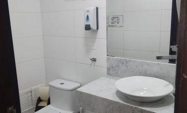 VENTA OFICINA EDIFICIO QUBO AV. MANUEL OLGUIN SURCO