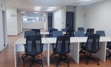 VENTA OFICINA EDIFICIO QUBO AV. MANUEL OLGUIN SURCO