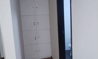 VENTA OFICINA EDIFICIO QUBO AV. MANUEL OLGUIN SURCO