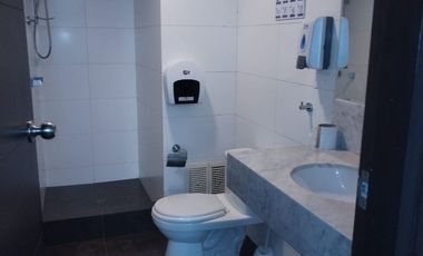 VENTA OFICINA EDIFICIO QUBO AV. MANUEL OLGUIN SURCO