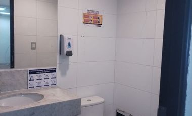 VENTA OFICINA EDIFICIO QUBO AV. MANUEL OLGUIN SURCO