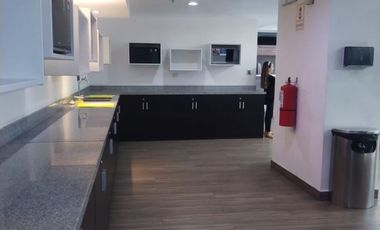 VENTA OFICINA EDIFICIO QUBO AV. MANUEL OLGUIN SURCO