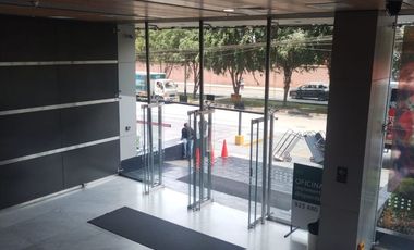 VENTA OFICINA EDIFICIO QUBO AV. MANUEL OLGUIN SURCO