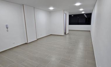 Excelente oficina en venta ubicada en Mosquera