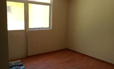 CASA DUPLEX EN BOSQUE DE ECHEGARAY, PLANTA BAJA, 110 m2, 2 RECAMARAS, 1.5 BAÑOS, 1 AUTO
