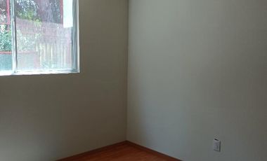 CASA DUPLEX EN BOSQUE DE ECHEGARAY, PLANTA BAJA, 110 m2, 2 RECAMARAS, 1.5 BAÑOS, 1 AUTO