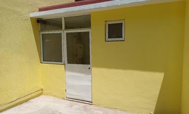 CASA DUPLEX EN BOSQUE DE ECHEGARAY, PLANTA BAJA, 110 m2, 2 RECAMARAS, 1.5 BAÑOS, 1 AUTO