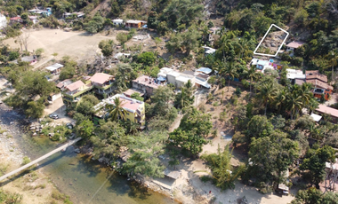 Terreno en Venta en Boca de Tomatlán, Ubicación Privilegiada Cerca del Río