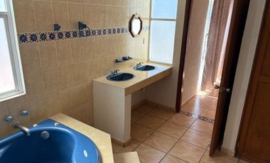 CASA EN VENTA EN TEJEDA QUERÉTARO DE  DOS PLANTAS