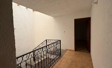 CASA EN VENTA EN TEJEDA QUERÉTARO DE  DOS PLANTAS