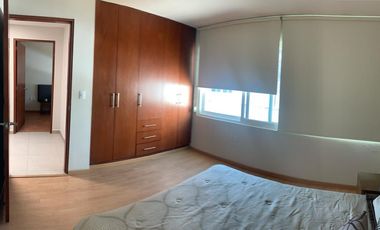 BONITA CASA AMUEBLADA EN RENTA EN RESIDENCIAL CON CASA CLUB, CERCA DE POLIFORUM