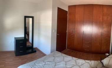 BONITA CASA AMUEBLADA EN RENTA EN RESIDENCIAL CON CASA CLUB, CERCA DE POLIFORUM