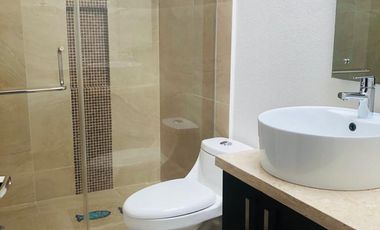 JURIQUILLA SANTA FE DEPARTAMENTO AMUEBLADO IMPECABLE DOS NIVELES 2 RECAMARAS EN PRIVADA VIGILANCIA AMENITIES ALBERCA