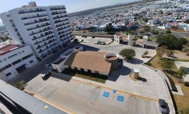 DEPARTAMENTO en RENTA de 244m2 en Torres Marbella El Refugio Querétaro