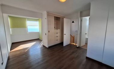 Arriendo Casa, 4 Dormitorios, 3 Baños, Tres pisos, Sector Residencial, Iquique