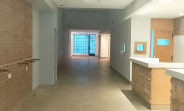 ALQUILER DE LOCAL CON ENTREPISO ,OPORTUNIDAD POR PRECIO Y UBICACION