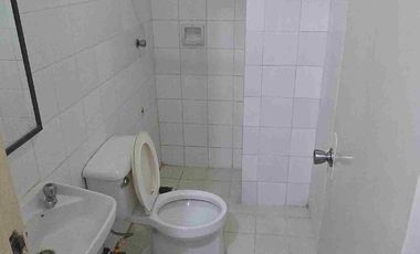 Parque Espana Alabang 2 Bedroom for Sale, Fully Furnished with 1 parking