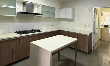 SE ALQUILA EXCELENTE DEPARTAMENTO CON TERRAZA Y VISTA AL GOLF, SURCO