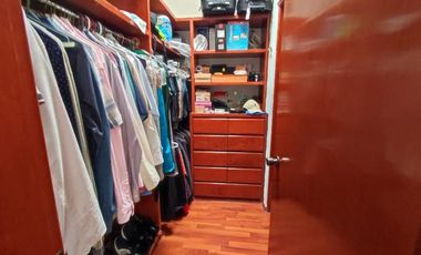 Amplia Casa en Venta con Jardín. Lomas Verdes 3a Sección
