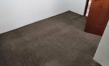 Amplia Casa en Venta con Jardín. Lomas Verdes 3a Sección