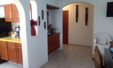 SE VENDE COMODO DEPARTAMENTO EN MANZANILLO